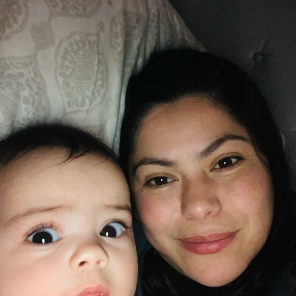 Meet your Posher, Elia - Picture 2 of 3